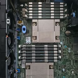 Dell Poweredge R520 Server 