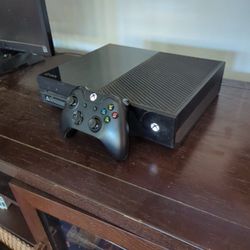 Xbox One 500gb + Controller, Power Supply 