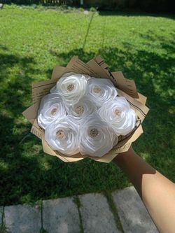 Ramo de liston muy bonito para cualquier ocasión Mándeme mensaje si tiene preguntas aga su pedido ahora