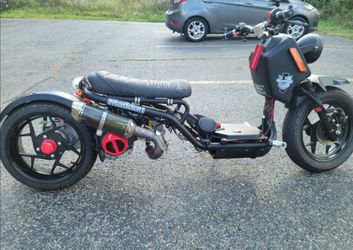 Maddog Scooter Moped
