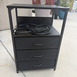 Seventable Nightstand
