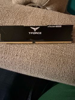 T-Force Vulcan DDR5 8gb 5200MHz