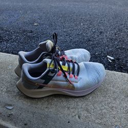 Nike Air Zoom Pegasus 38 Women’s Running Shoes Size 7.5 Gray Pink Athletic