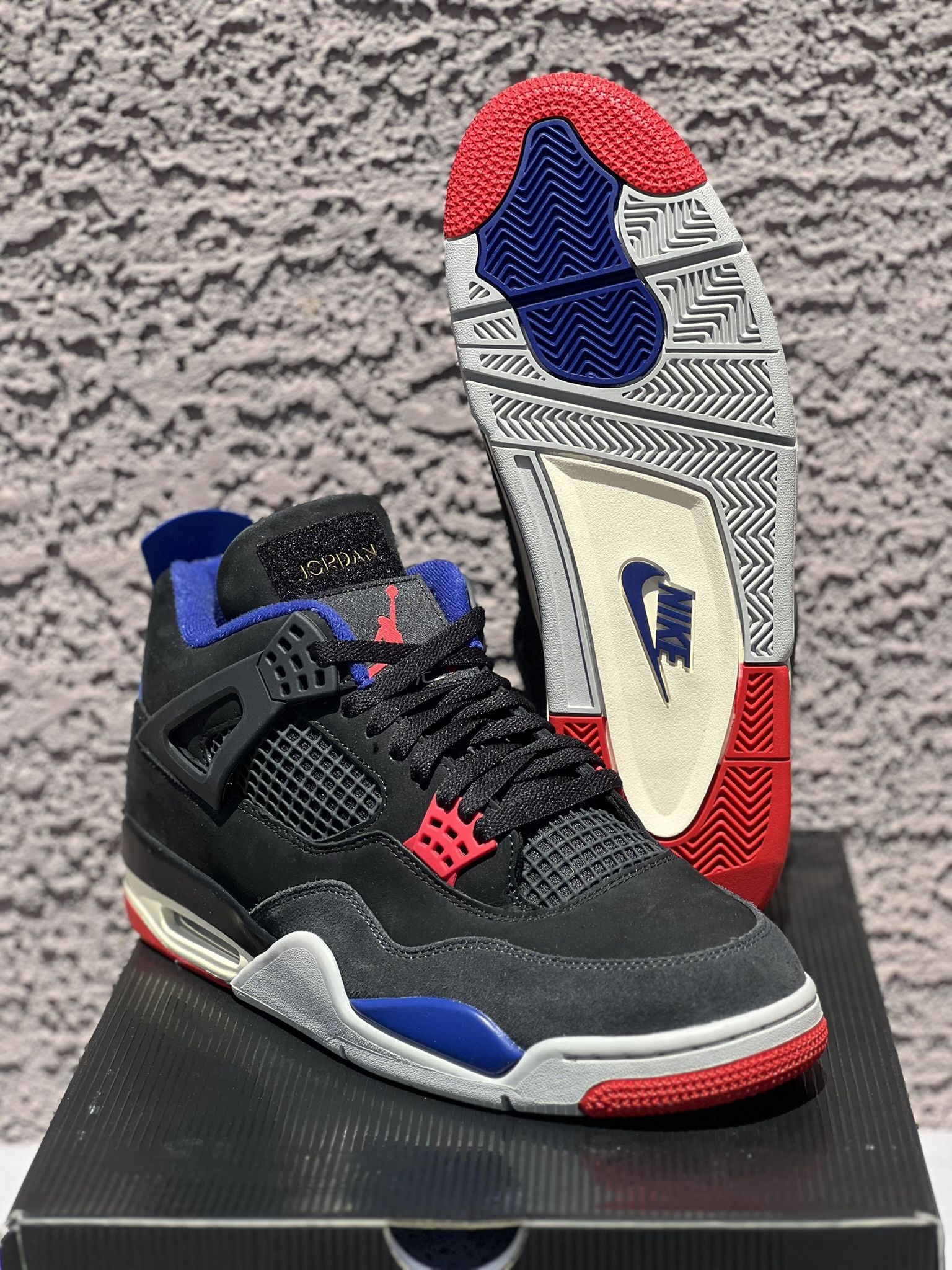 Jordan Retro 4