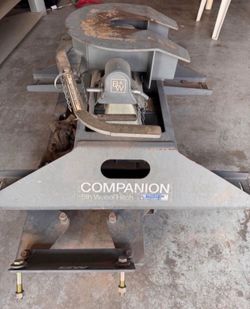 Tow hitch