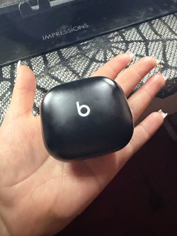 Powerbeats fit wireless earbuds