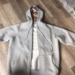 Woman’s Grey Burberry ZipUp