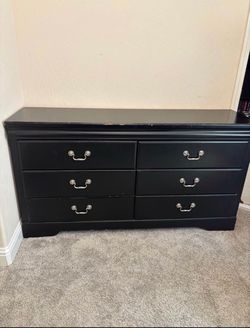 Dresser