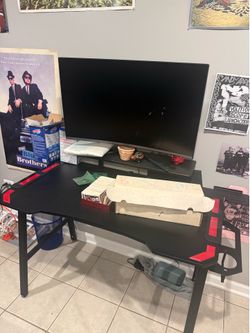 Broken Monitor
