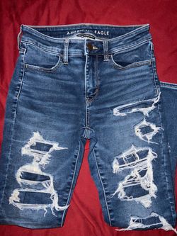 American Eagle Distressed Jeans