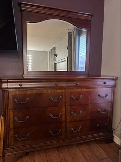 Traditional Cherry/Mahogany Large Dresser with Mirror