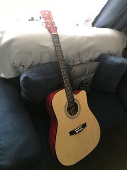 Acoustic guitar (used)