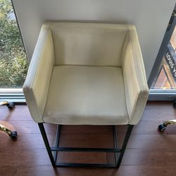 Tall Bar Stools (cream)