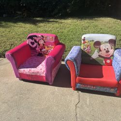 Set Of Mickey Mouse And Minnie Mouse Kids Chairs