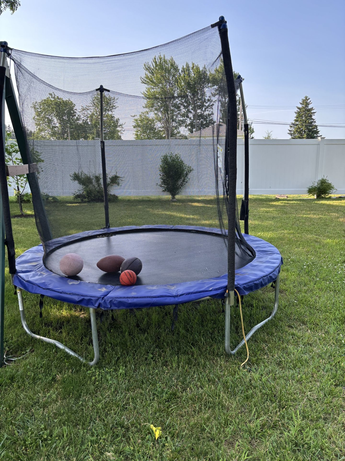 8’ Sky walker Trampoline
