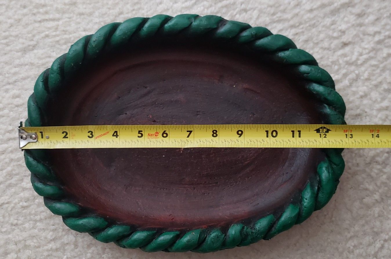 Decorative Pottery Dish