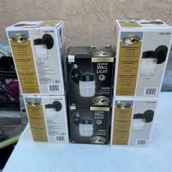 Signature 1 Light 7" Tall Outdoor Wall Sconce with