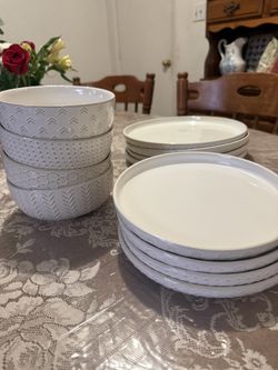 12 Piece Dish Set