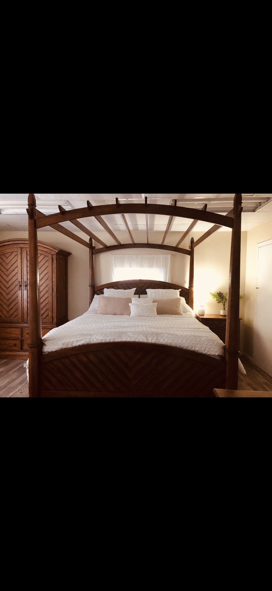 Cal King Bedroom Set 