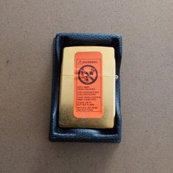 2003 New Unsealed GOLD Zippo with Manual Guarantee 