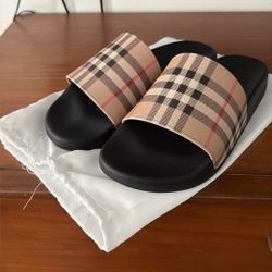 Burberry Slides Size 40 (U.S. 9)
