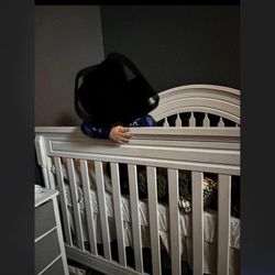 Baby crib
