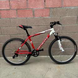 Specialized Hardrock Mountain Bike Frame Size 17”/ 26” Tires