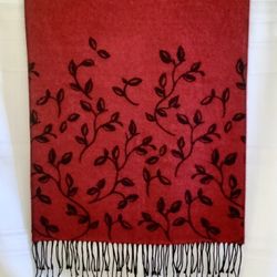 🎄🎁 Dennis Basso Red & Black Reversible Wrap/Shawl Soft & Warm 100 Acrylic New w/o Tags Made in Italy 🇨🇮