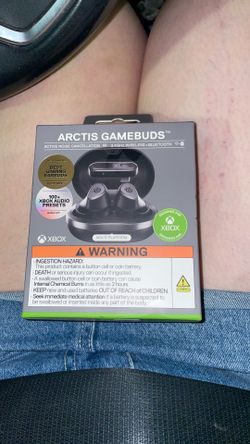 Arctis Gamebuds - Noise cancellation Bluetooth earbuds