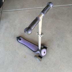 Scooter 3 Wheel With LED lights