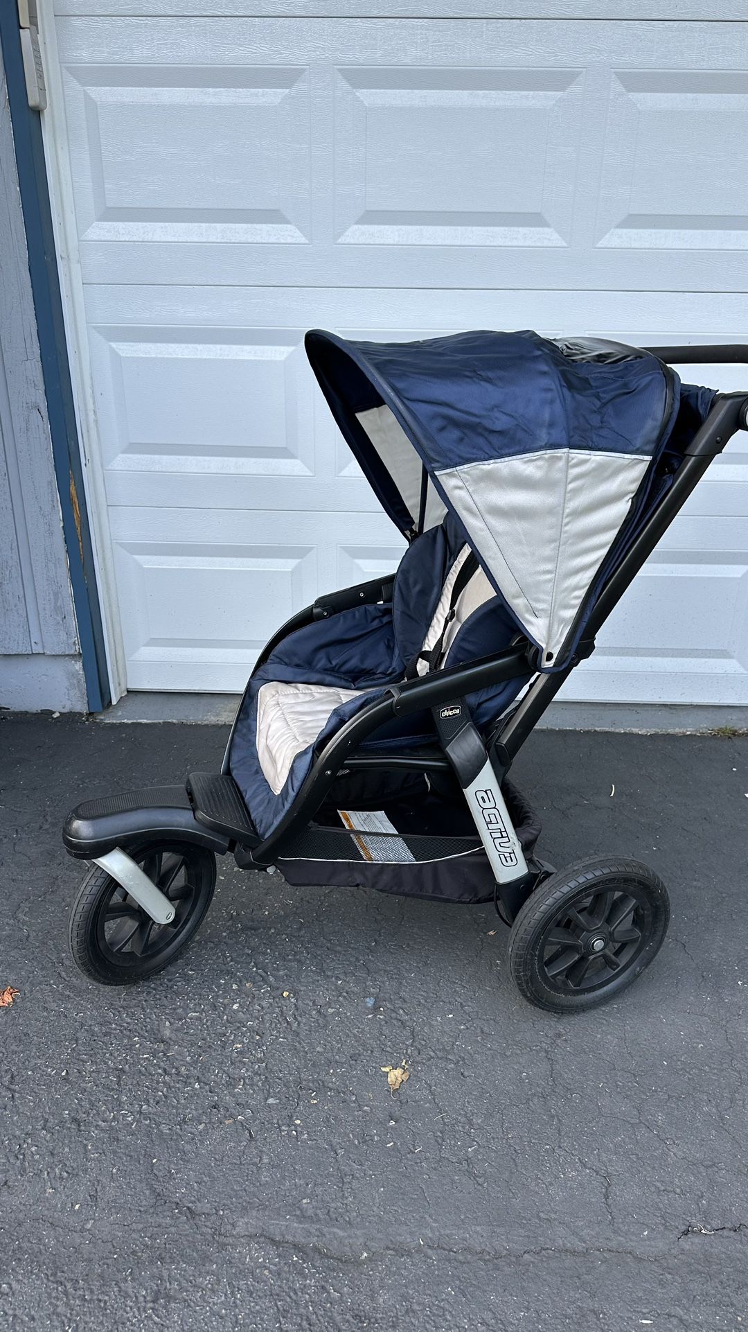 Chicco Active 3 Jogging Stroller