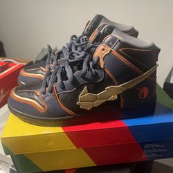 Nike Gundam Dunk