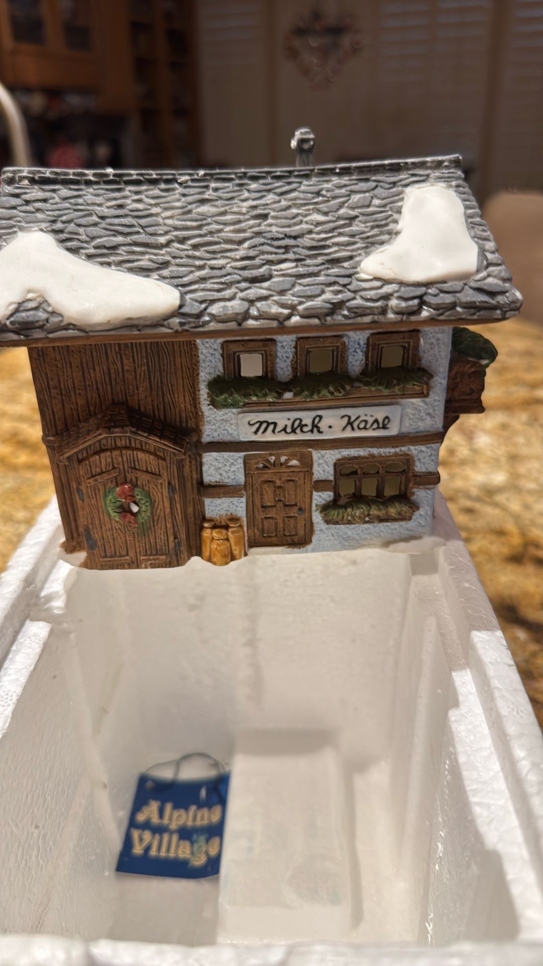 Department 56 Dickens Ceramic House