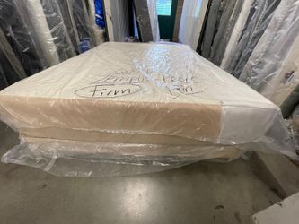 Tempurpedic queen size mattress