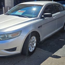 2010 Ford Taurus