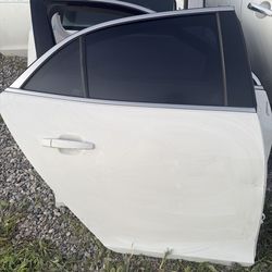 Passengerside backdoor 2013 Chevy Malibu