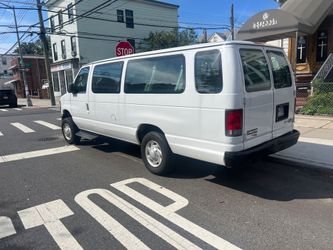 2014 Ford E-350