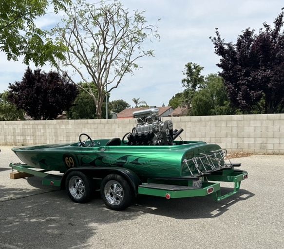 Flat bottom Fast River Boat