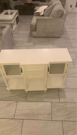 White decor table