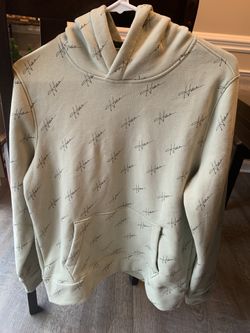 Hollister Sweater 