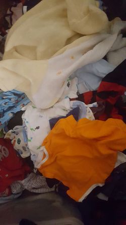 Lot of baby clothes Thumbnail