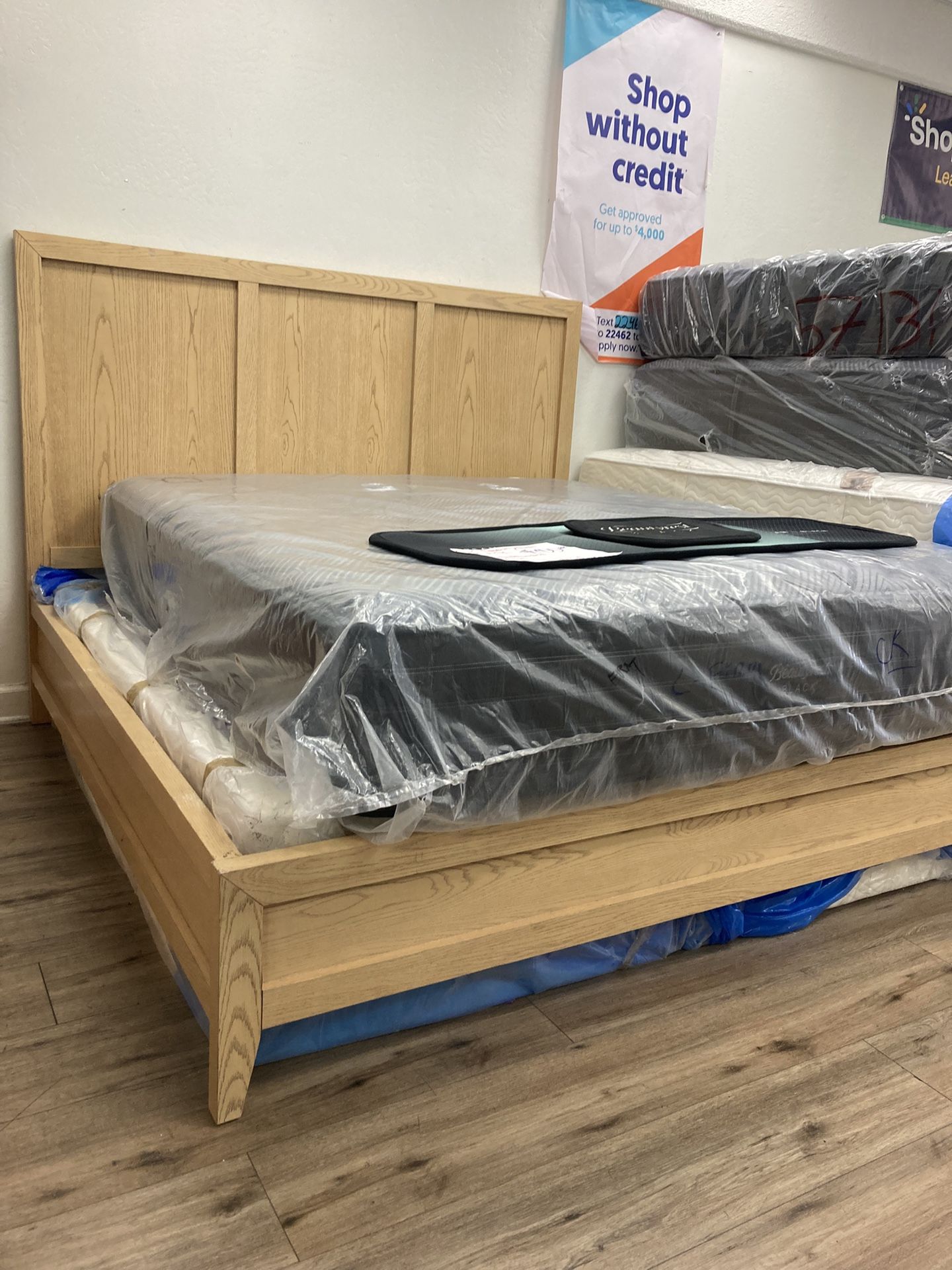 Cal King Beauty Rest BLACK