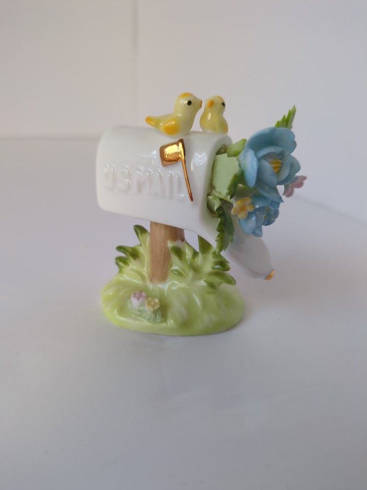 1970 Bone China Figurine. Flowers In Mailbox with Birds By Napcoware