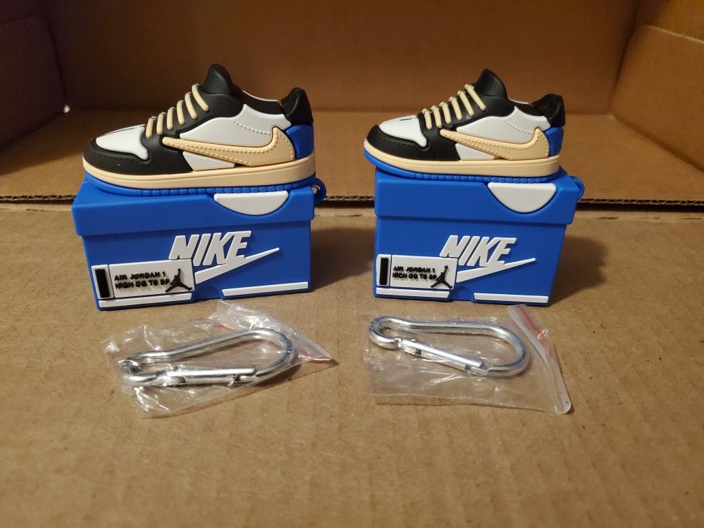 Airpod case- 'jordan 1 Low X travis scott X fragment'.