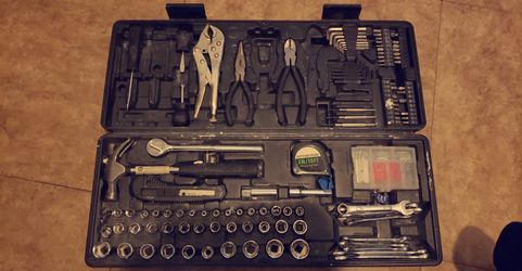 Tool box with tools 100$ or better offer