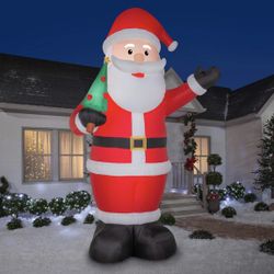 Gemmy 14' Airblown Inflatable Colossal Santa