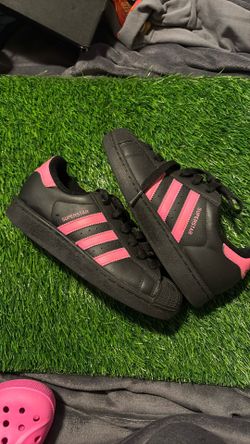Adidas used kid size 4y no box