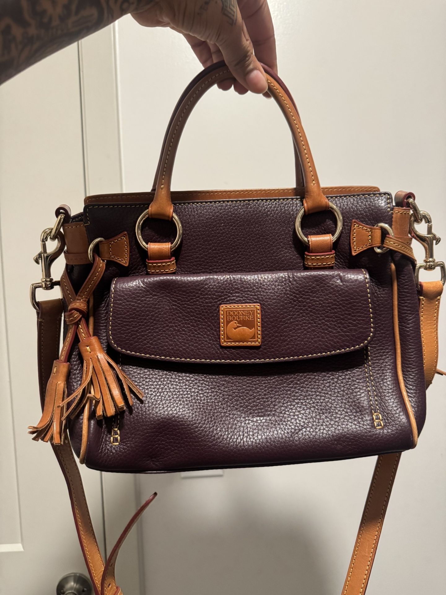Dooney & Burke