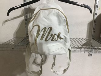 Mrs Backpack 