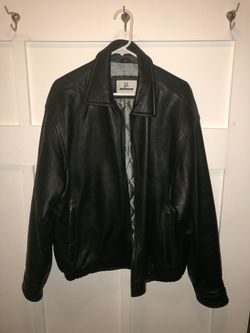 $2 Men’s Black Leather Black Size L